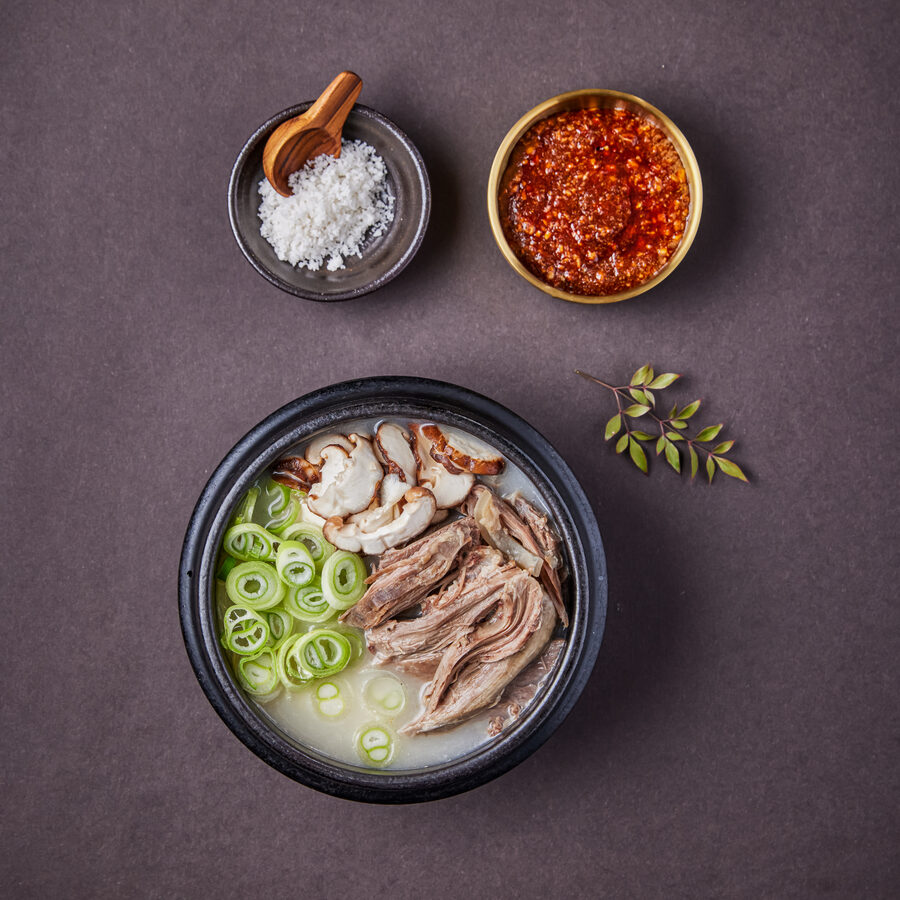 향촌흑염소 편육냉채 플레이팅